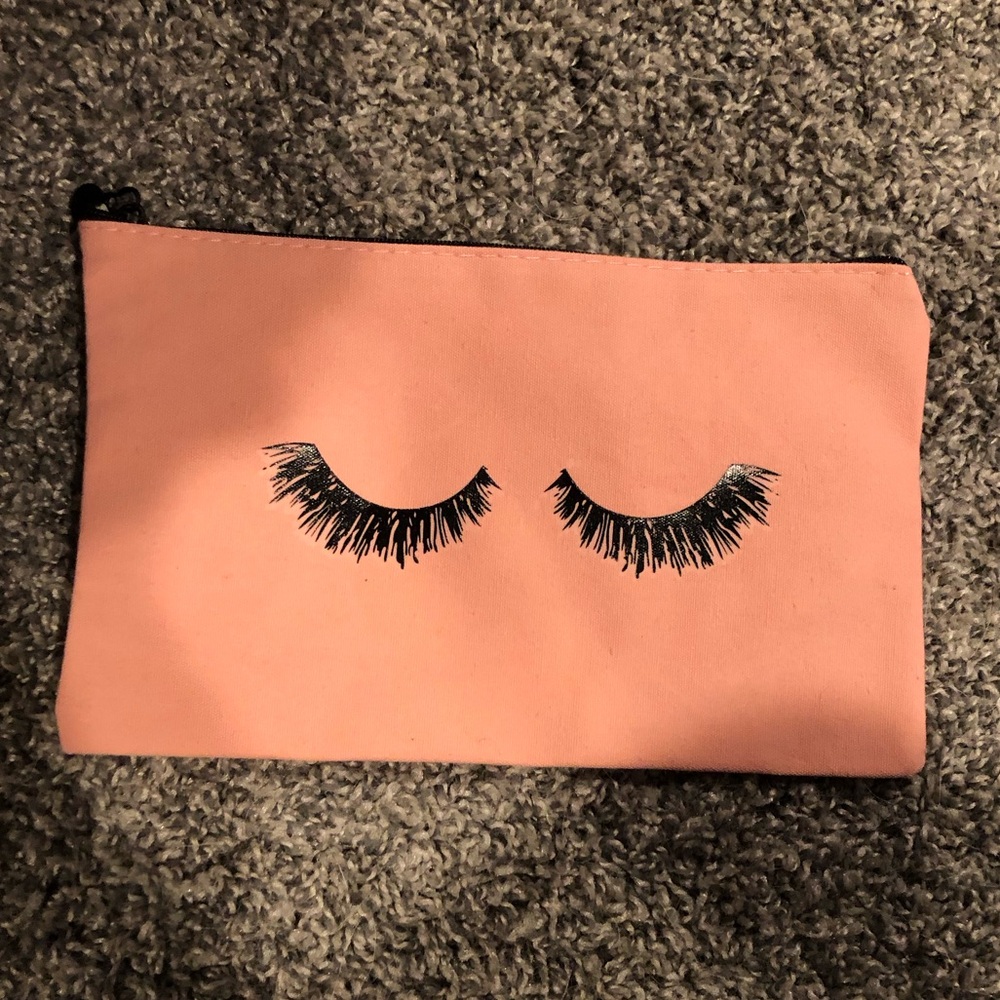 Like new eye lash make up bag